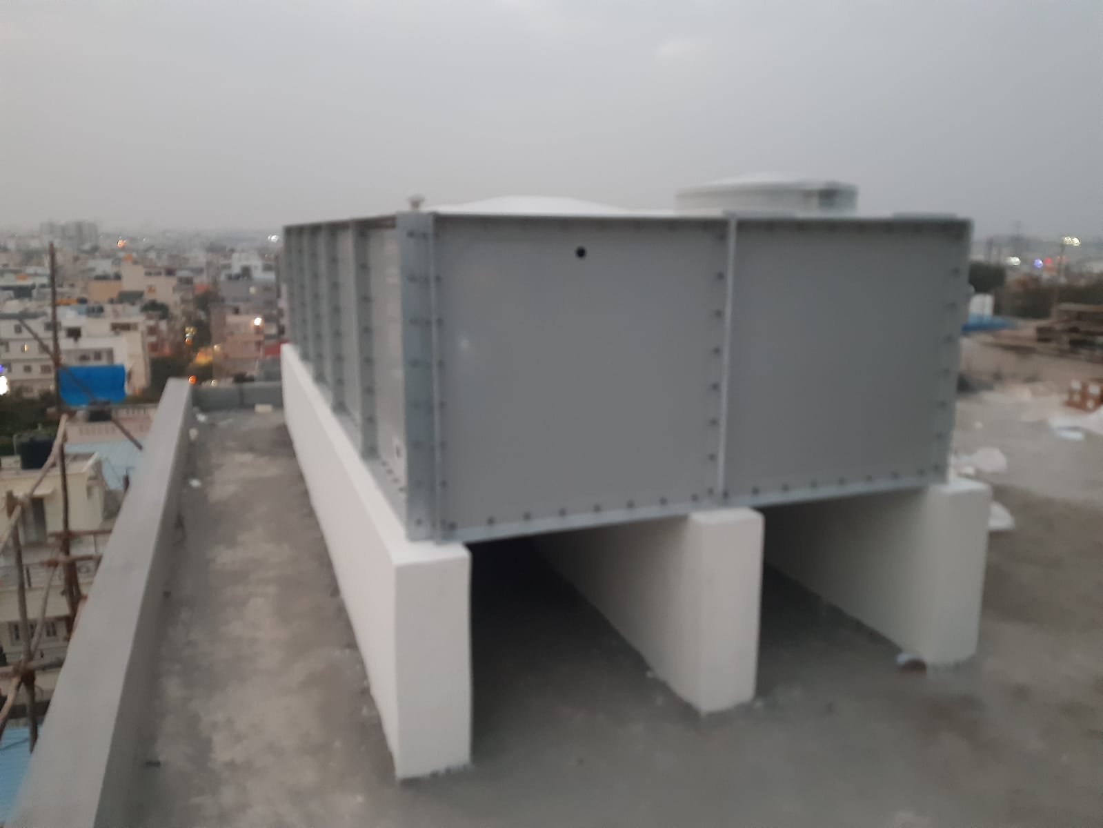 Commercial Multi-Section High Durability Tank